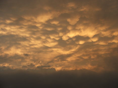 Vihar utáni felhők Cserhátban