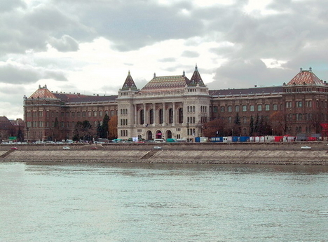 Budapesti Műszaki Egyetem