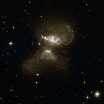 Hubble Interacting Galaxy MCG02-001
