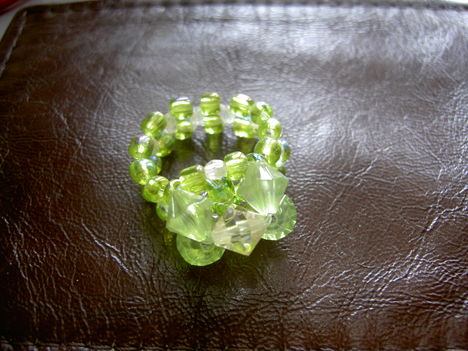 zöld swari gyűrű
