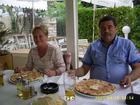Rovinj, pizza az Olasznál