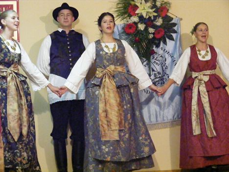 35. Jubileum      24