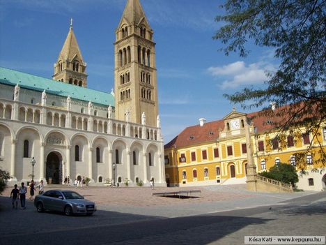 Dóm-tér-Pécs