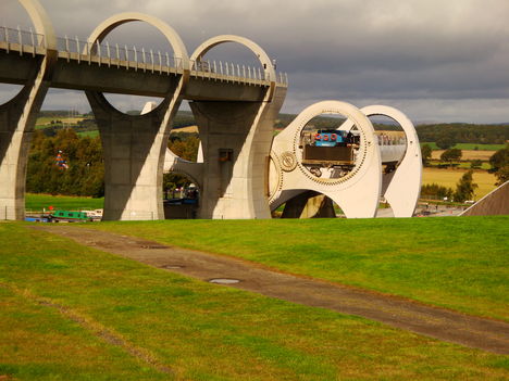 Falkirk wheel 249
