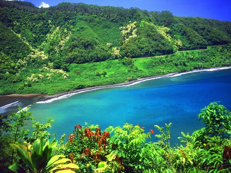 Road to Hana, Turquoise Lagoon, Maui, Hawaii