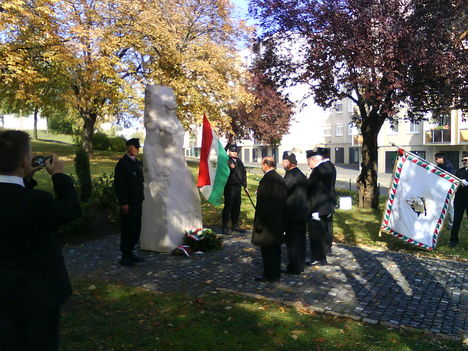 2009.október 23. Ajka-megemlékezés a Jobbik M.M. szervezésében 