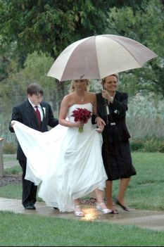 Esküvő az esőben