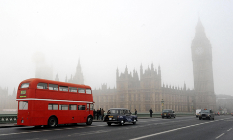 London ködben