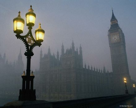 London ködben