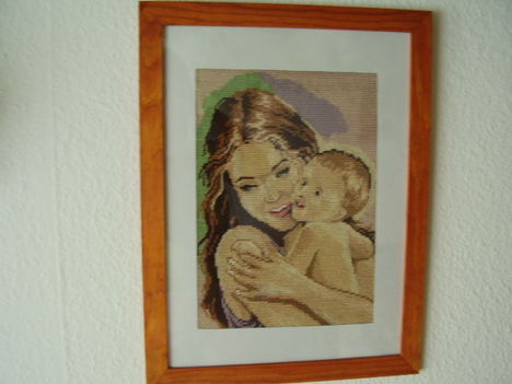 Anya gyermekével