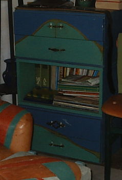 kék-zöld szekrénykée