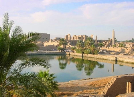 Karnak, Amon-Ré temploma és a szent tó