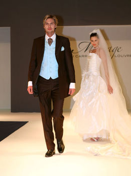 menyasszonyi ruhák Párizsból - Salon du Mariage, 2009-2010-es téli trend