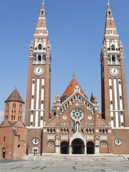 Szeged, Dóm és a Dömötör-torony
