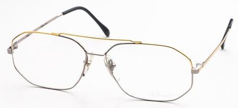 szemüveg - Revue 111