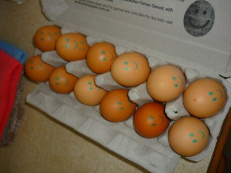 A tojások is mosolyognak...