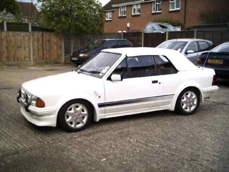 ford-escort-rs-turbo-cabriolet-side-leisajolley