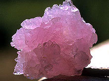 rózsakvarc kristály