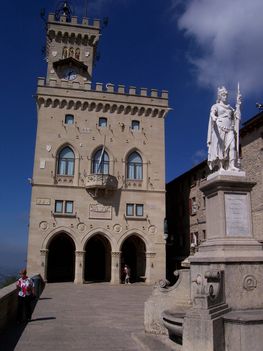 San Marino 10