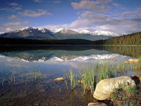 Patricia Lake, Jasper National Park, Alberta, Canada