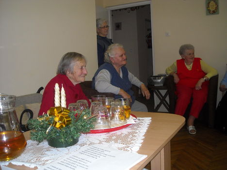 Mikulás a Nyugdíjas Klubban 2009. 16