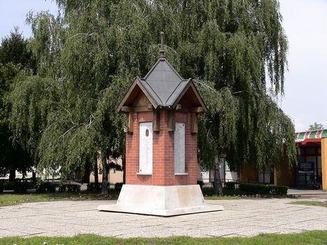 II. világháborús emlékmű Kiszombor községben