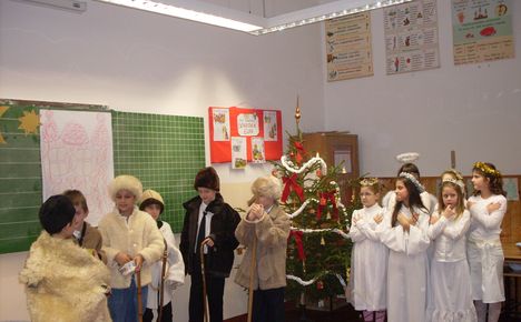 3.b osztály karácsonyi műsora 2009 