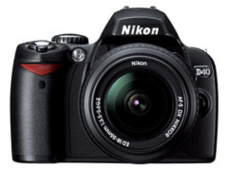 Nikon D40 + 18-55mm