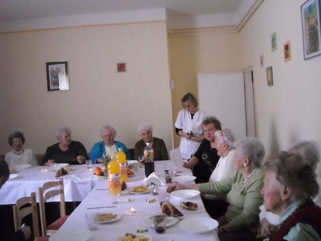 Karácsonyi ünnepség az idősek Klubjában 2009. 21