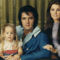 Elvis és családja ..