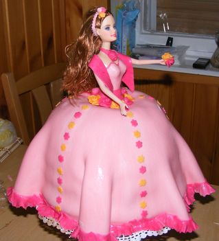 Fondant Barbie Torta