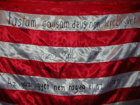 Karesz  Zászlója