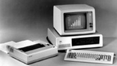 IBM PC 1981 számítógép.