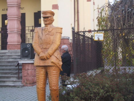 Horthy szobor avatása Nagykanizsán