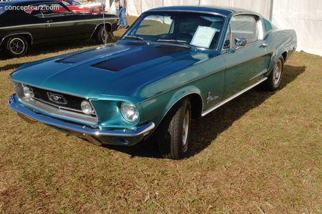 '68 Ford Mustang Fastback  front