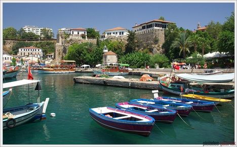Antalya kikötő