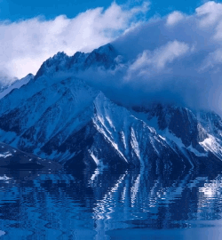 Kék hegyek