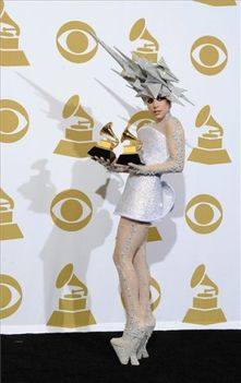 Lady Gaga Grammy's 2010