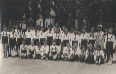 Kertvárosi iskola 4. osztály - 1960