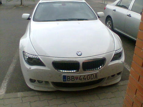 Fehér BMW 01