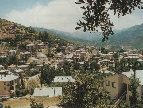 Semdinli, Hakkári régió legdélebbi települése, a határ közelében, Törökország