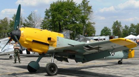 800px-Messerschmitt_Bf_109E4