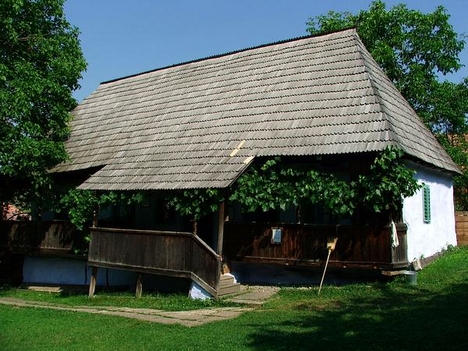 Tamási Áron szülőháza Farkaslakán