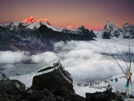 Himalája, a Taweche csúcs (6542 m) az Everestről, Nepál