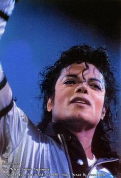 Michael-Jackson-Always-Living-In-My-HEART-michael-jackson-10736215-409-604