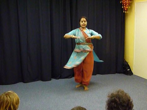 Indiai tánc klub Anurekhával - Debrecen 1