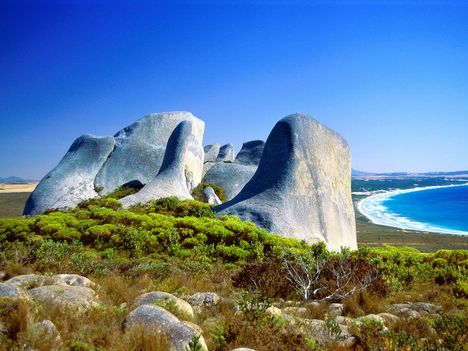 Eroded Granite, Cheynes Beach, Australia pictures