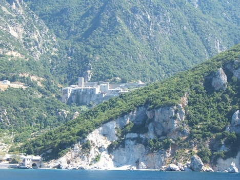 Athos kolostorköztársaság szigete