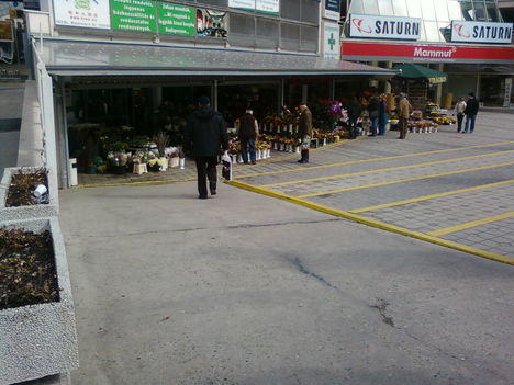 Fény utcai piac