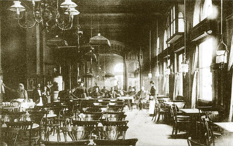 A Hermann-kávéház a Kőbányai Casino földszintjén, 1910 körül